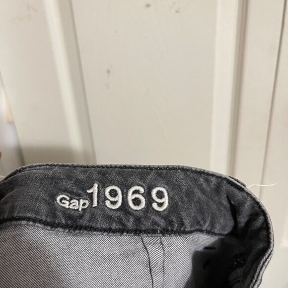 GAP 1969 Womems Gray Wash Mid Rise Stretch Legging Skinny Jeans Size 29/8 - Picture 2 of 9